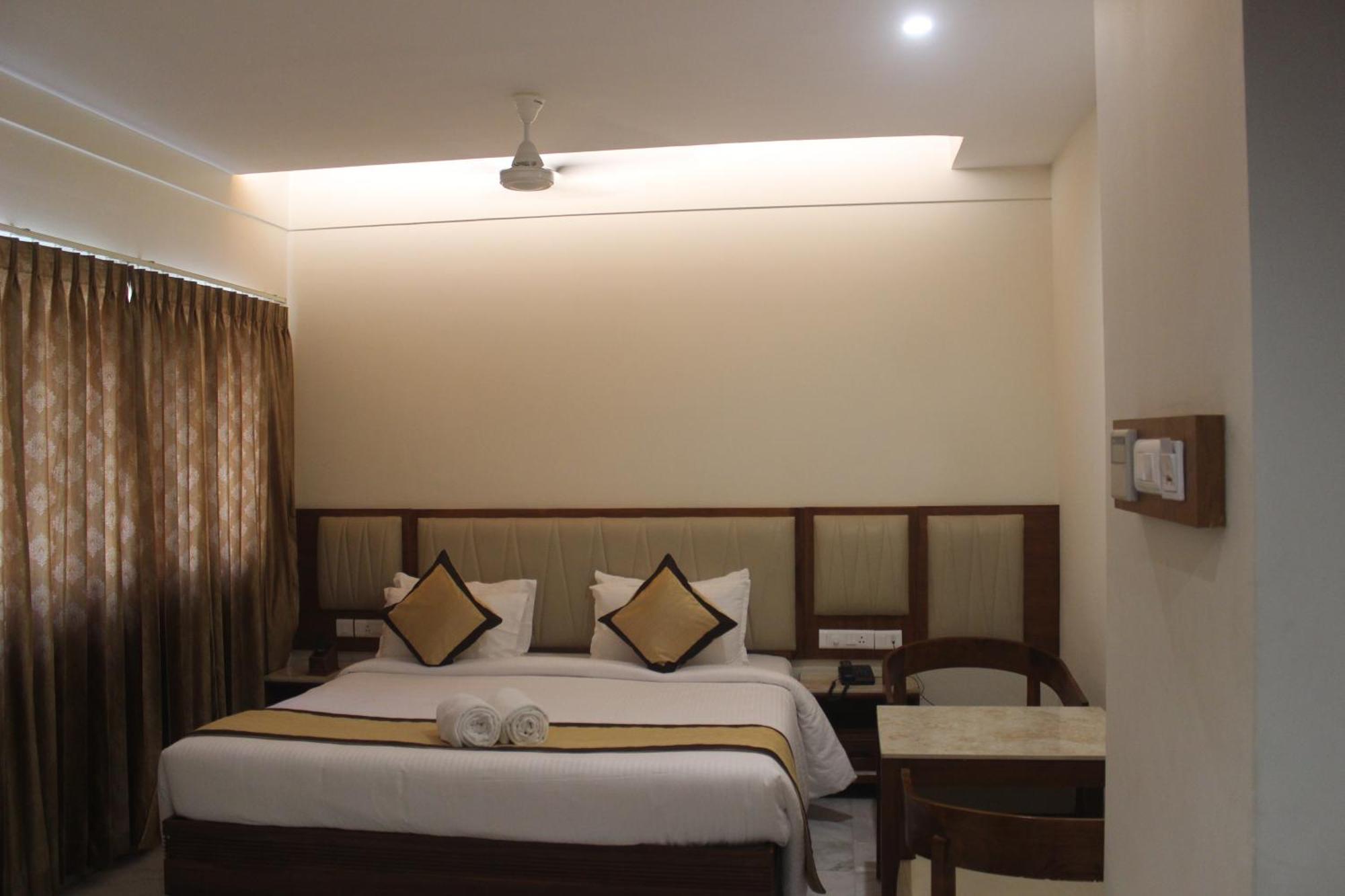 Hotel Saratharajans 马杜赖 外观 照片